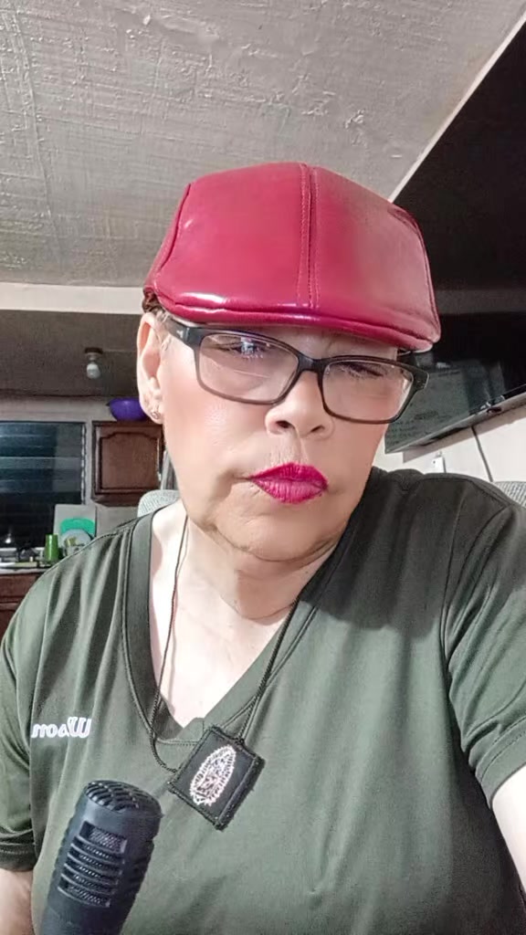 @luzber25
