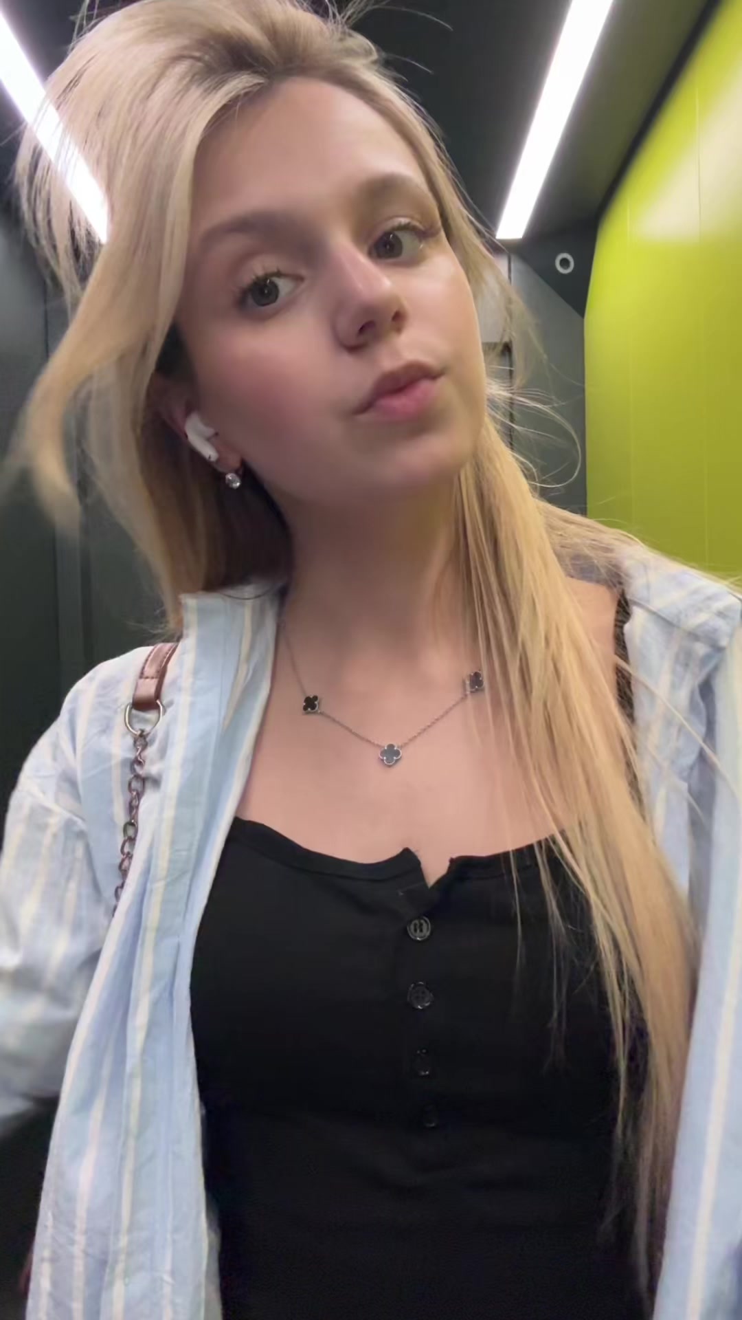 @Katiz
