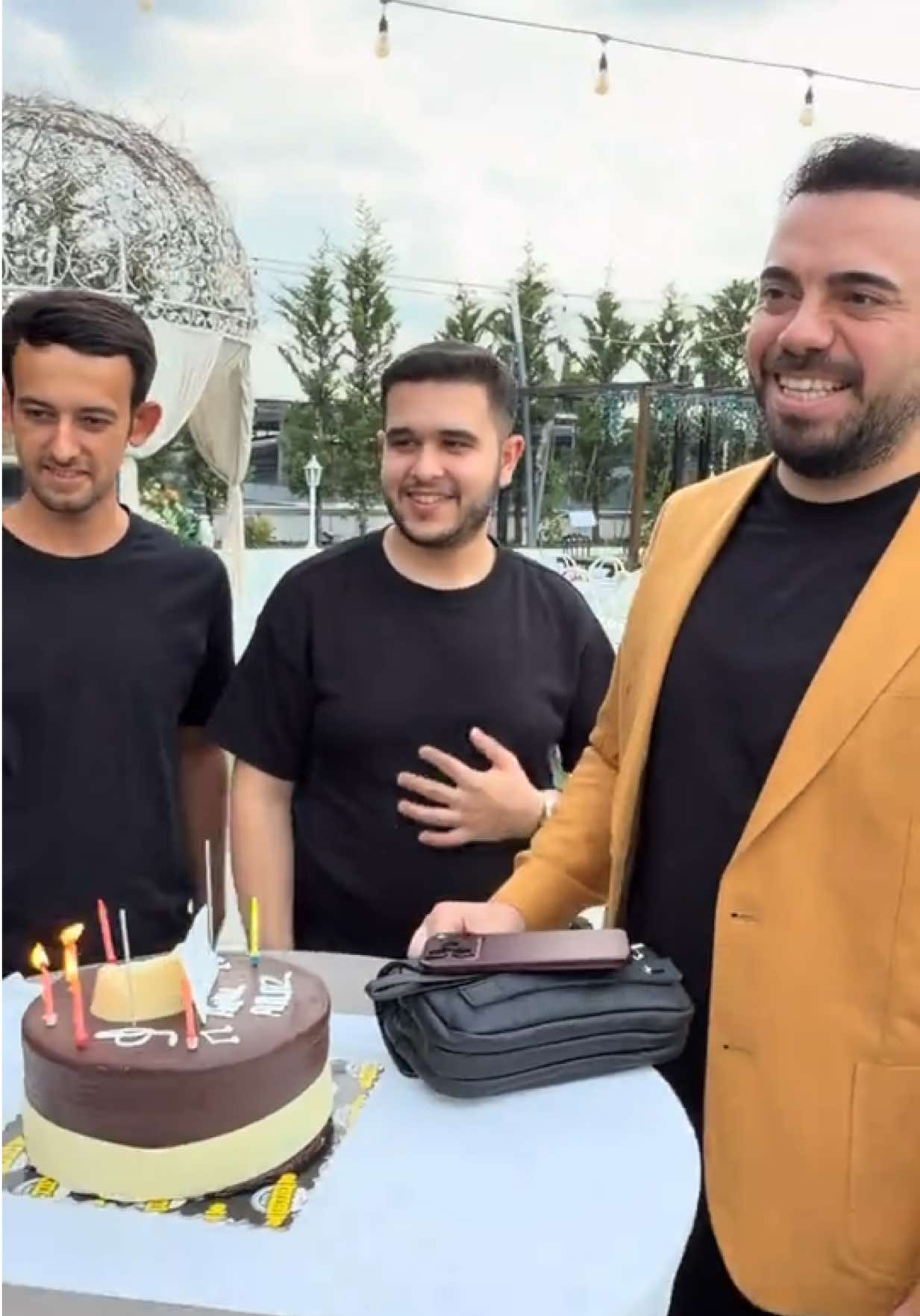 @Anıl Araz