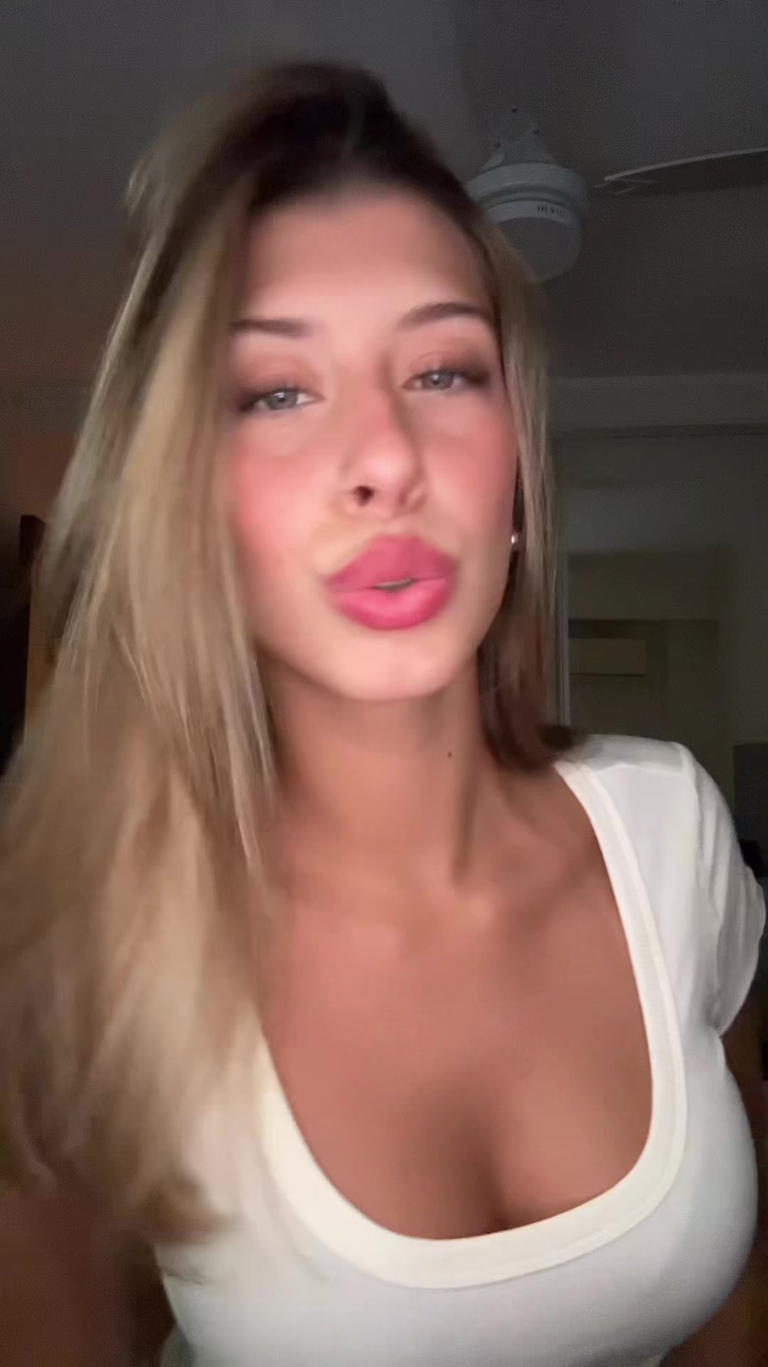 @julii