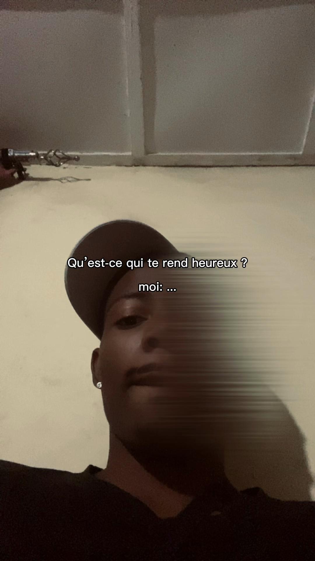 @𝑙𝑖𝑙 𝑚𝑤𝑎𝑏𝑖 💸🤑