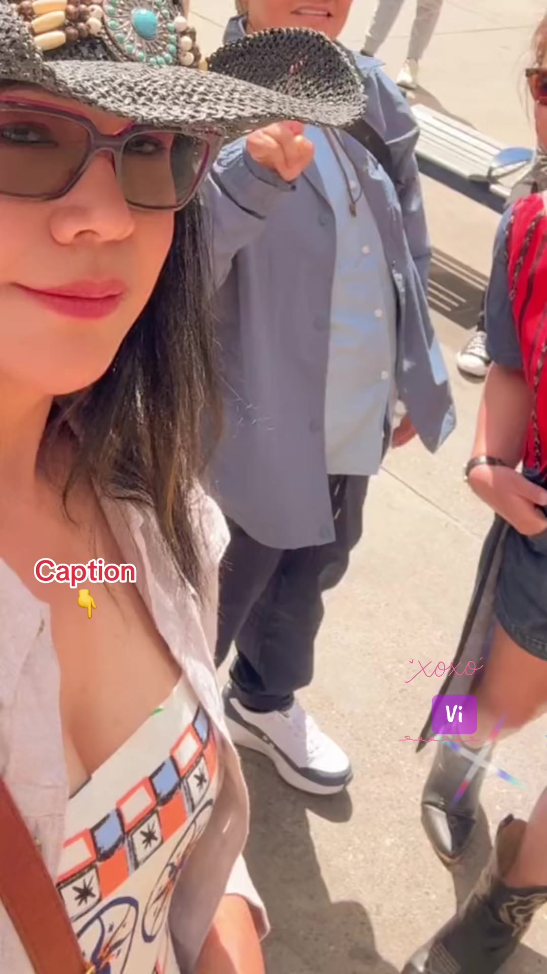 @Violet