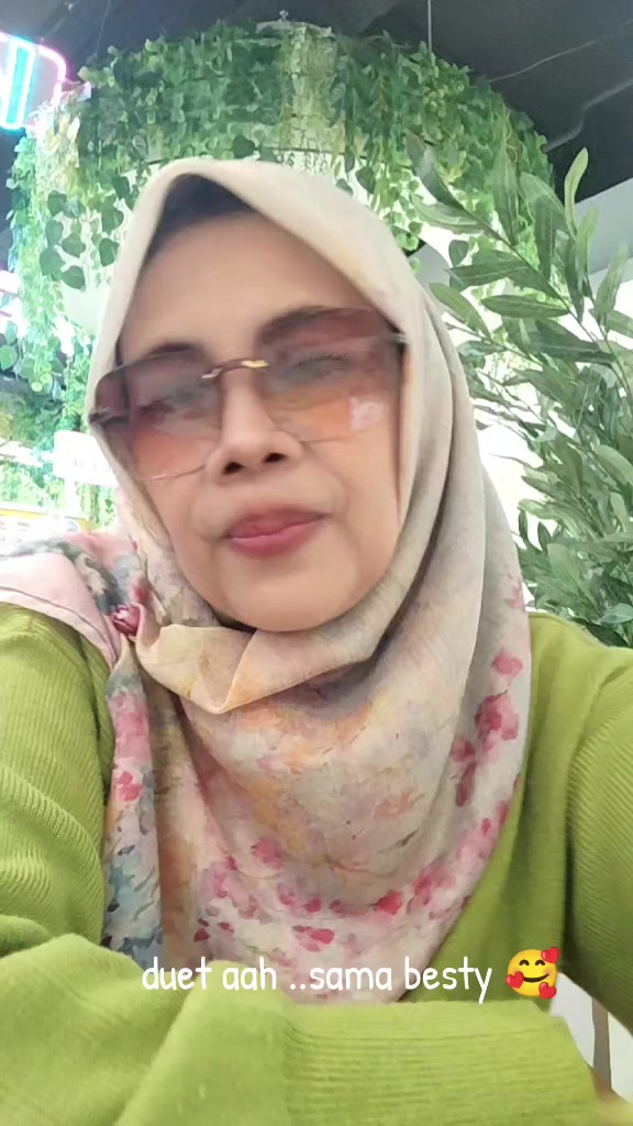 @Yusdina