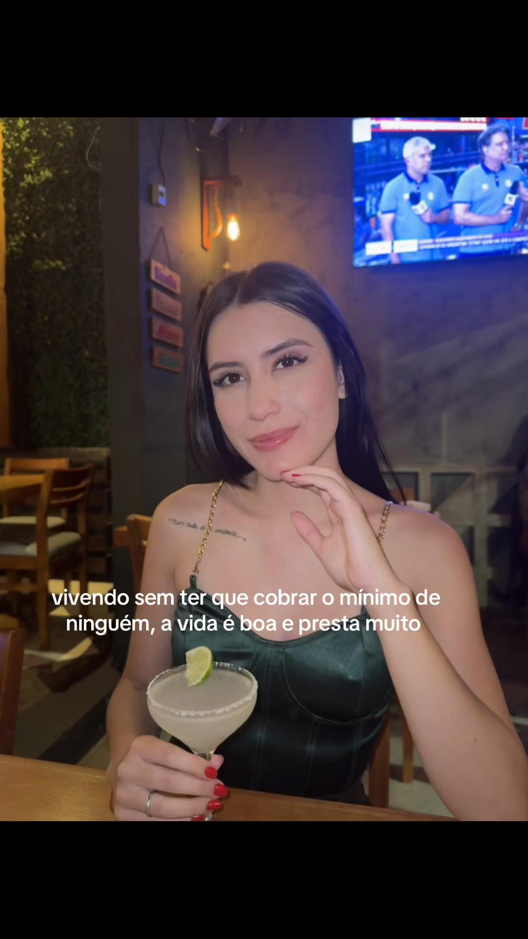@_carmoo0_