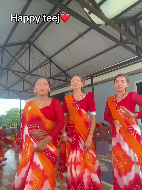 @नानी...💐❤️
