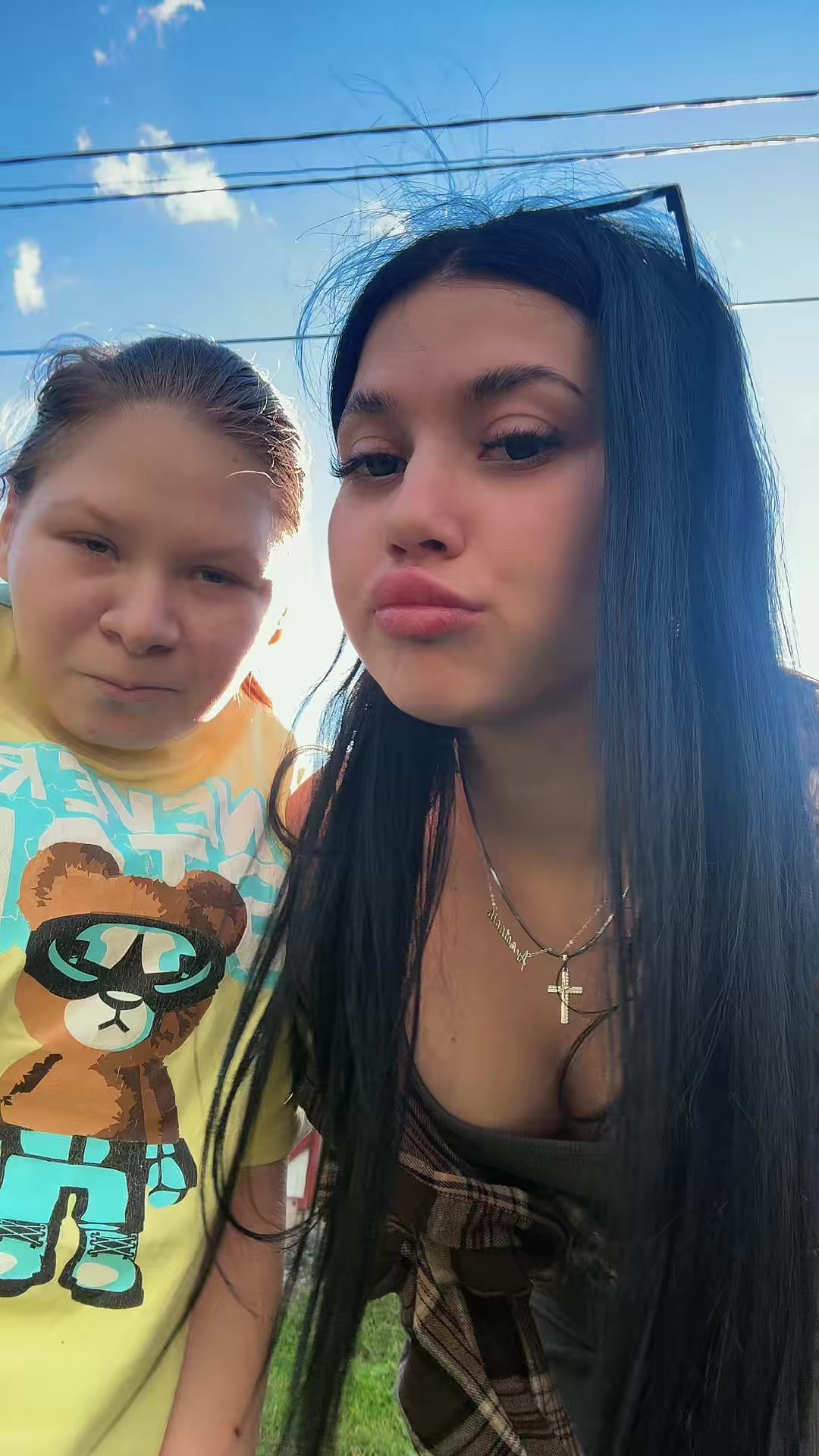 @GLUKHOVA