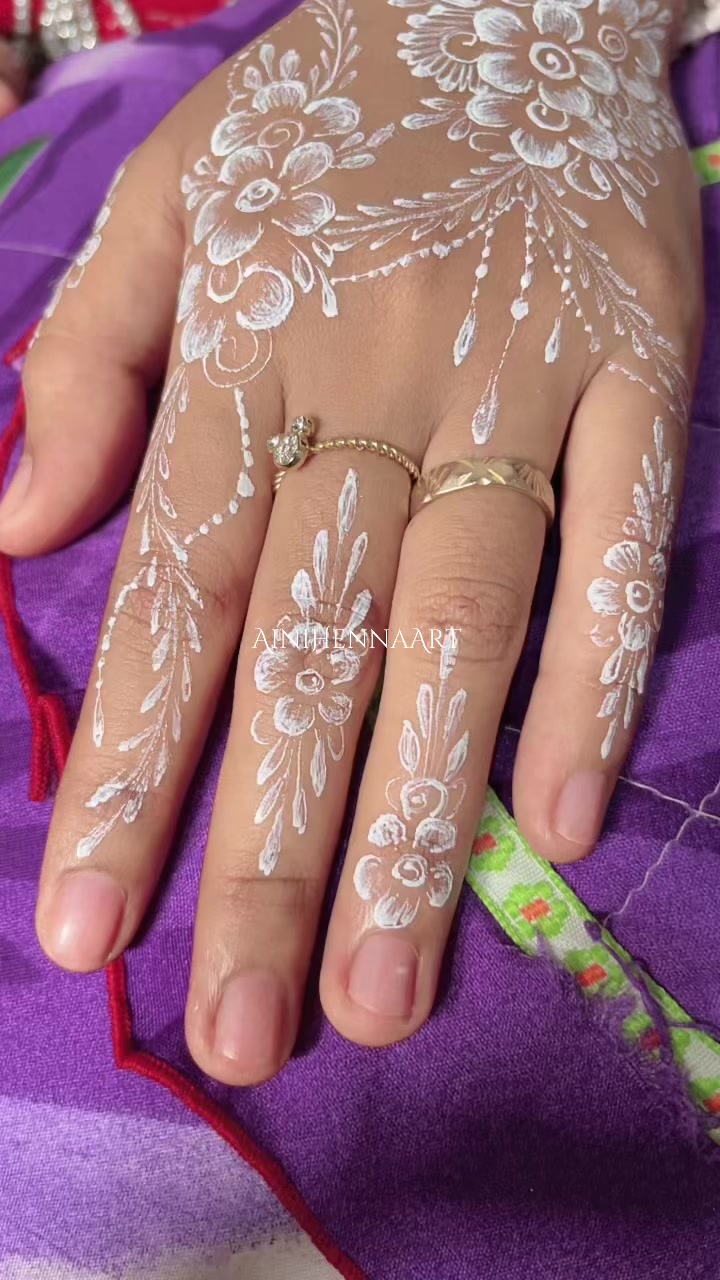 @Aini Henna