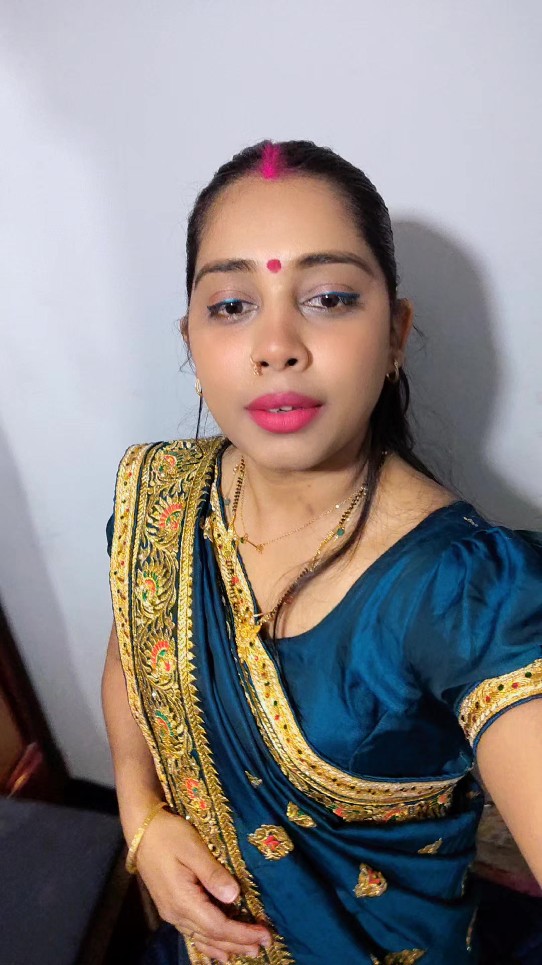 @Nitika Nand ❤️Narayan💖