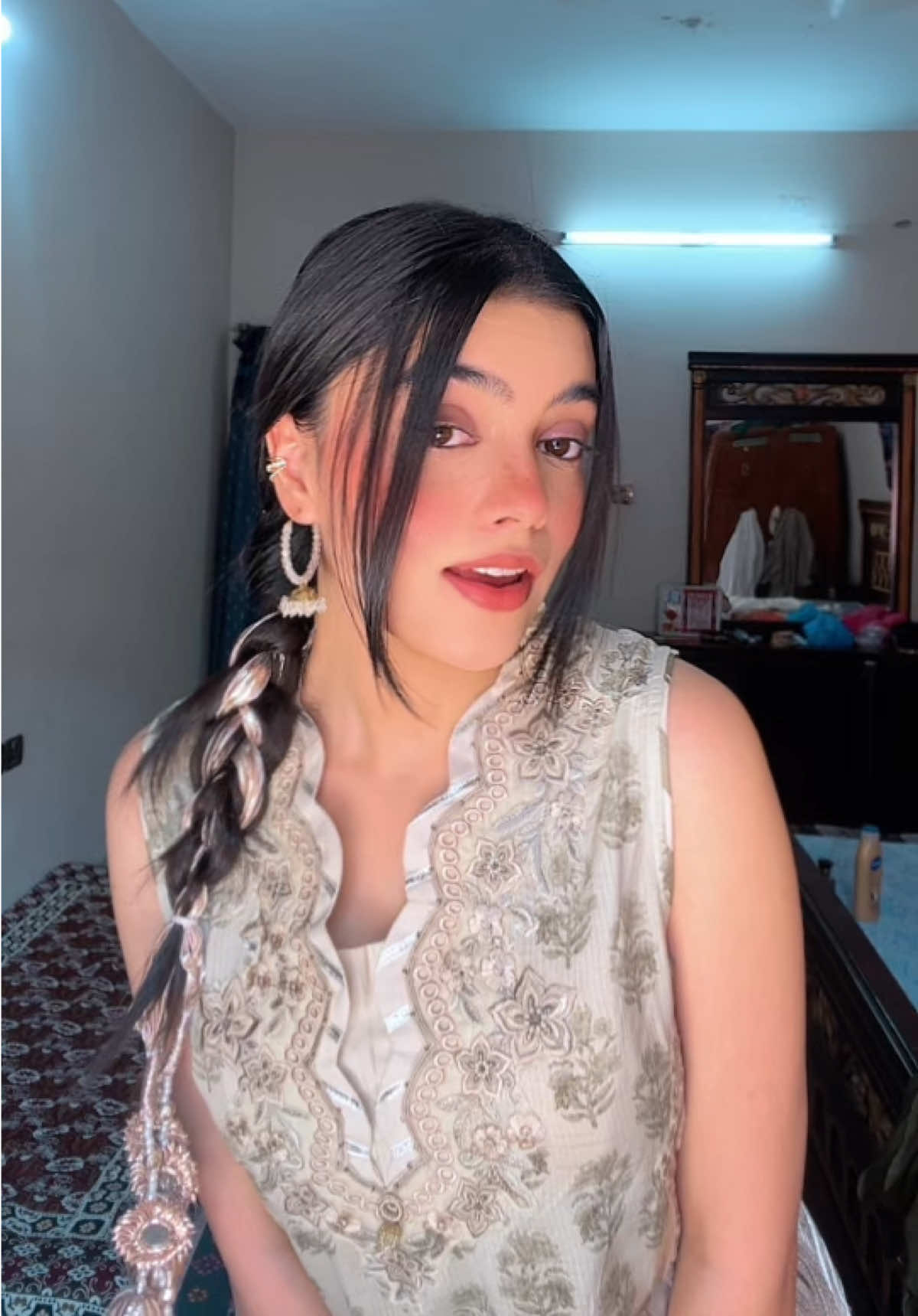 @Esha Abbasi