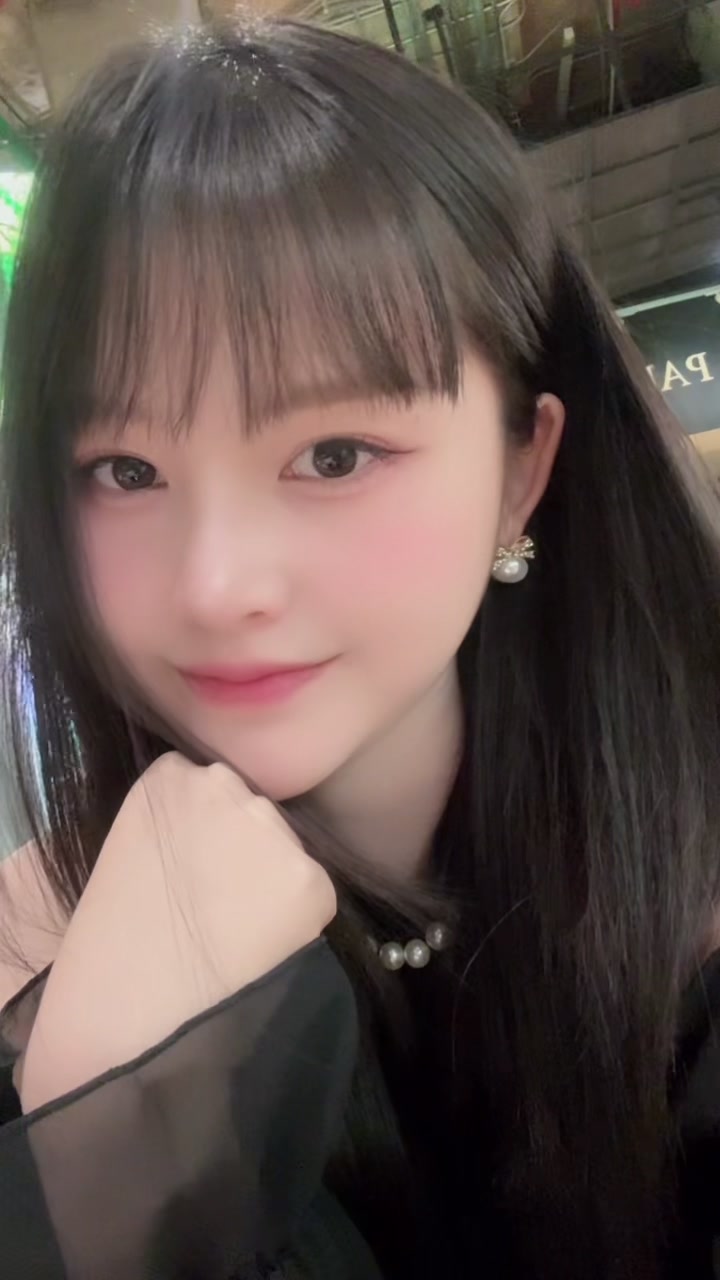 @HomHun👑 ༘⋆✿