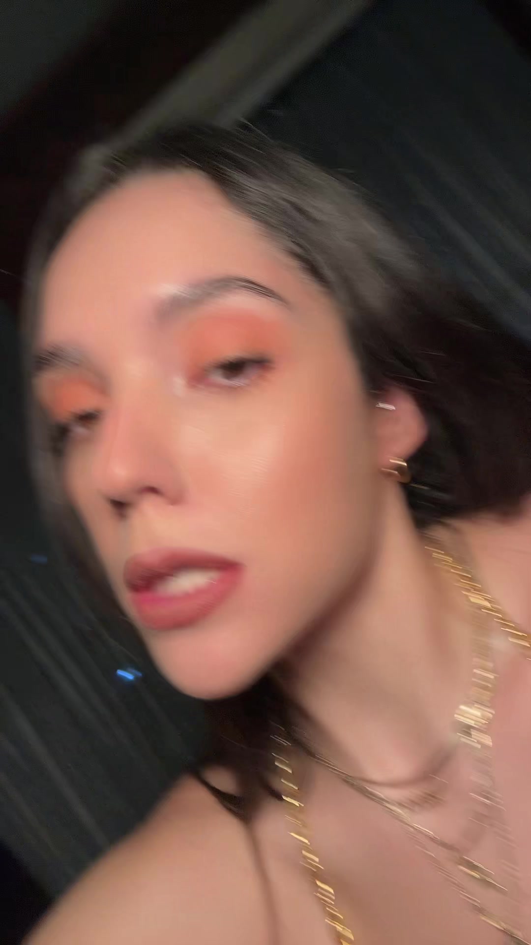 @Betygaxiola