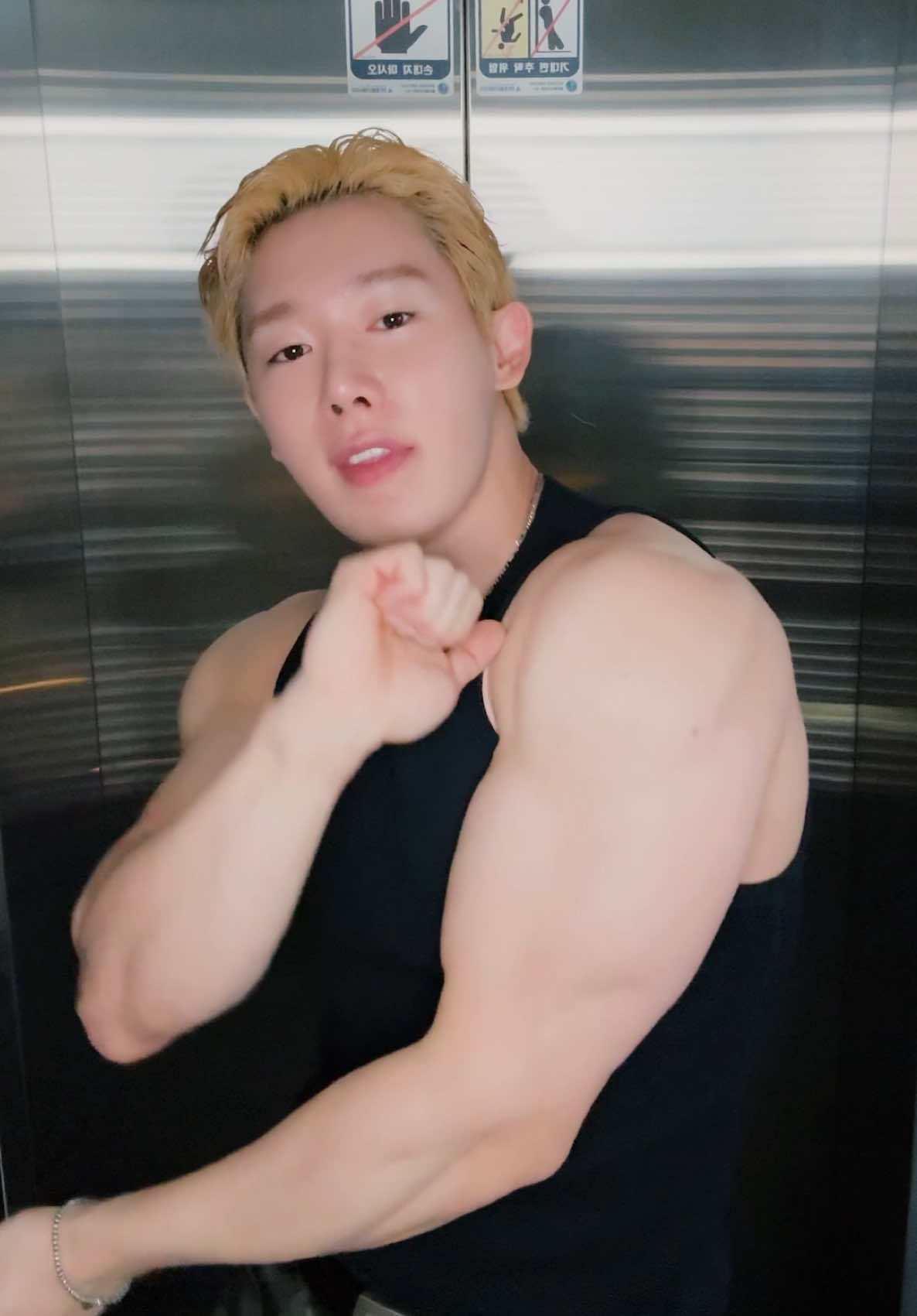 @WONHO Official