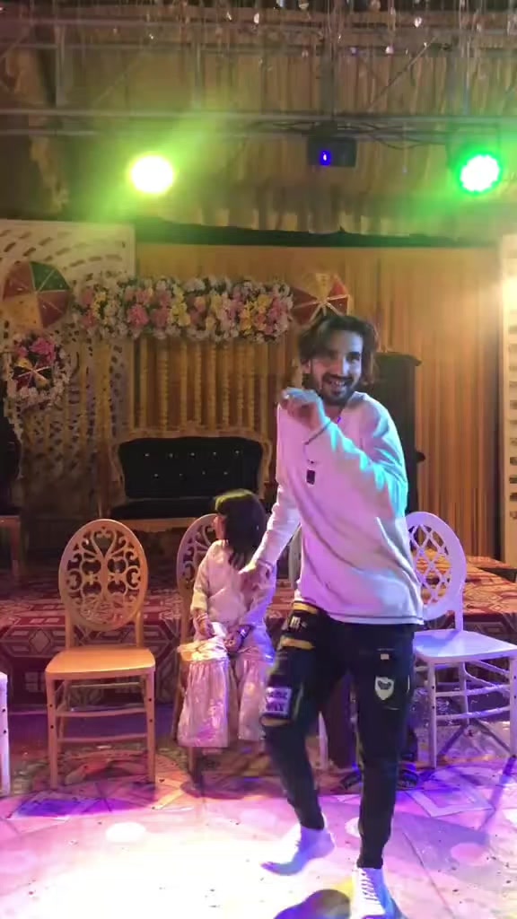 @Saqibdancer1