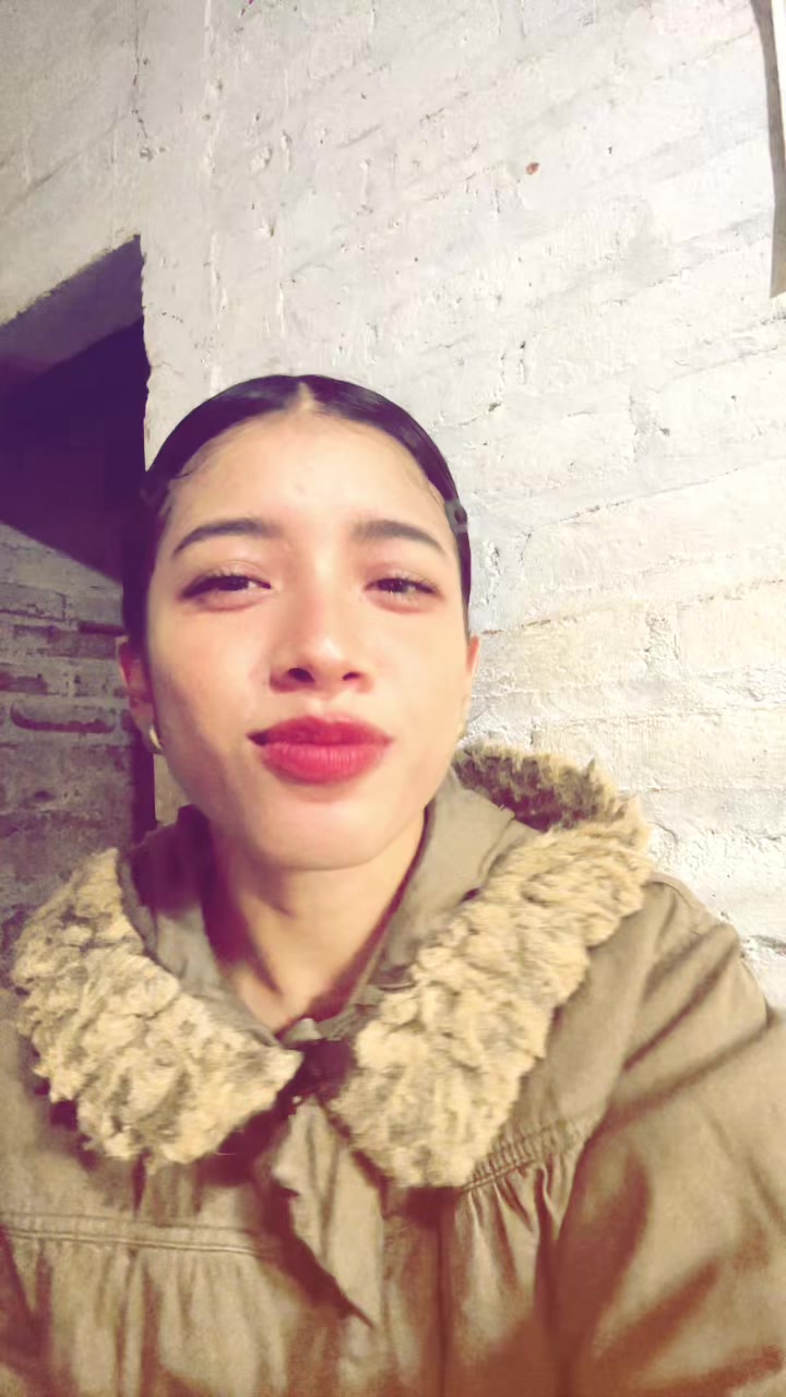 @Faby🇸🇻