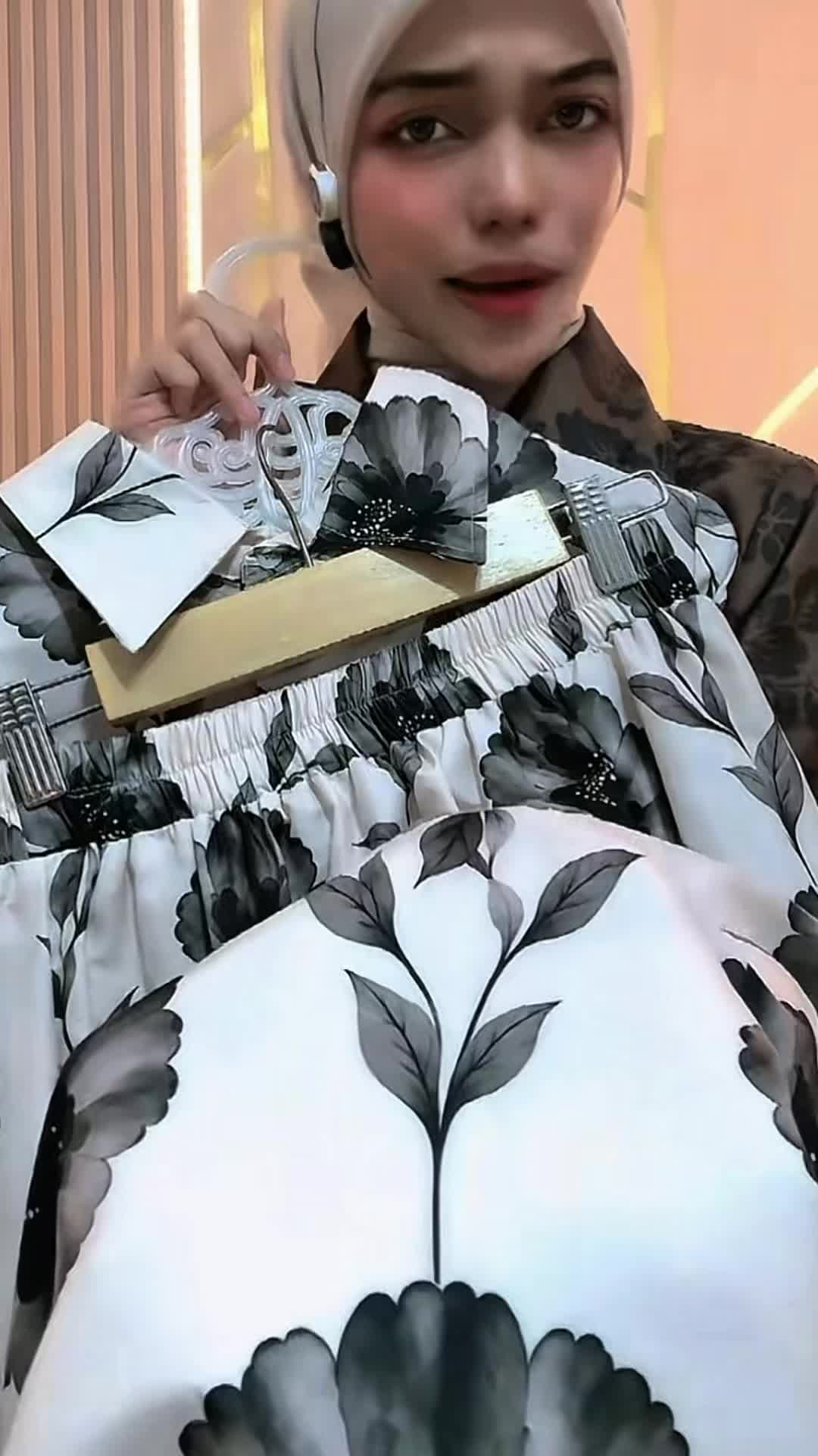 @nailakharisma4