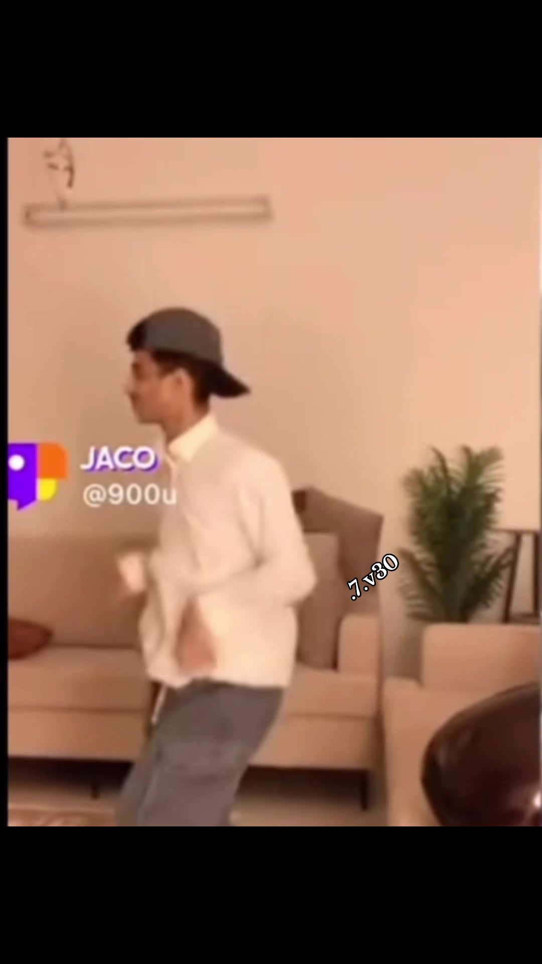 @شــايقـ📻