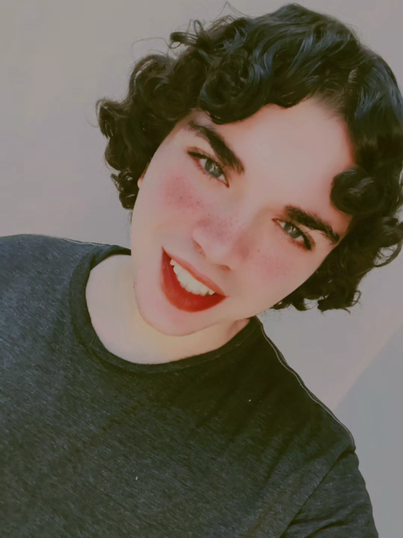 @Violetta.bee