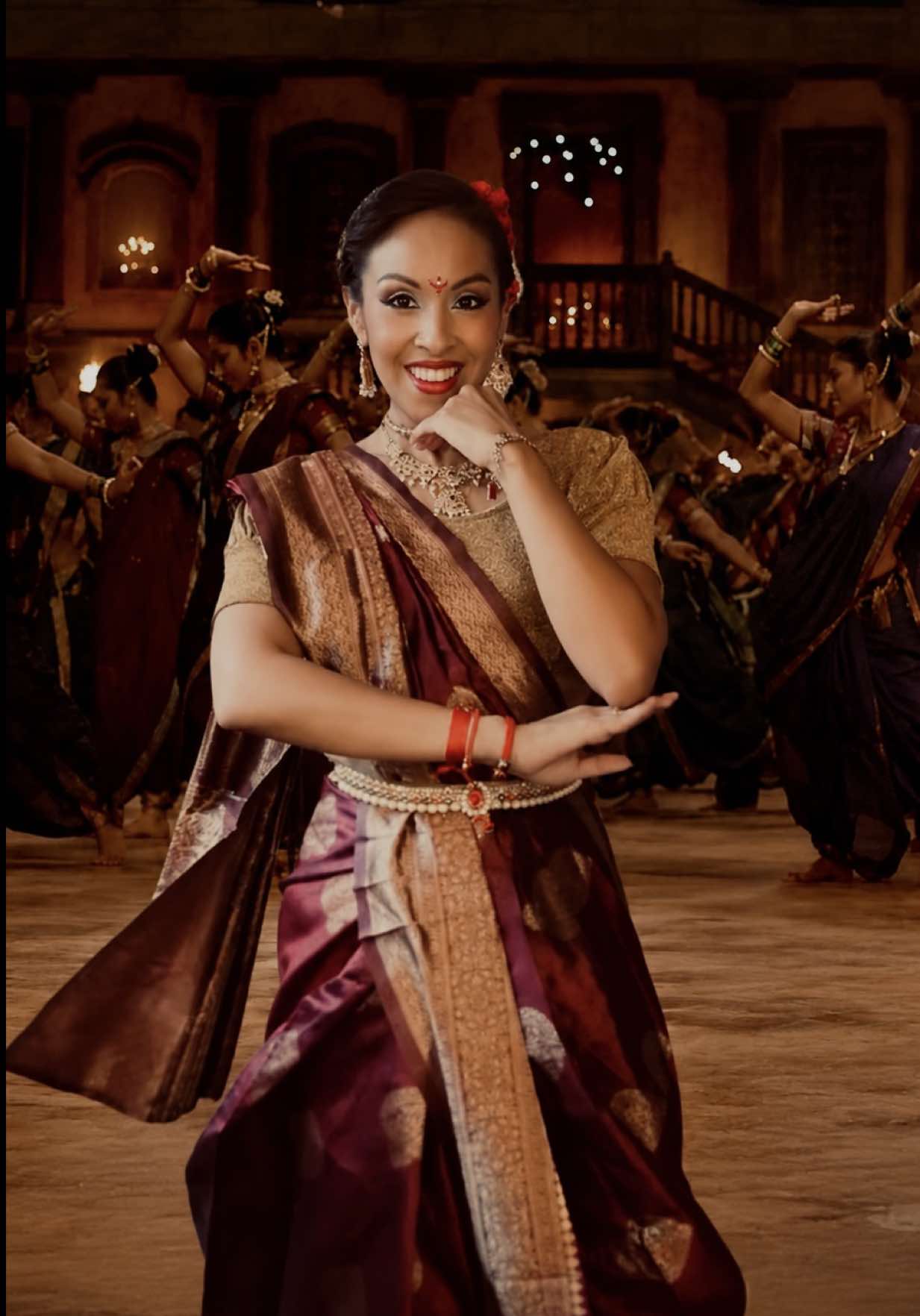 @✨Anju 💜 | Bollywood✨