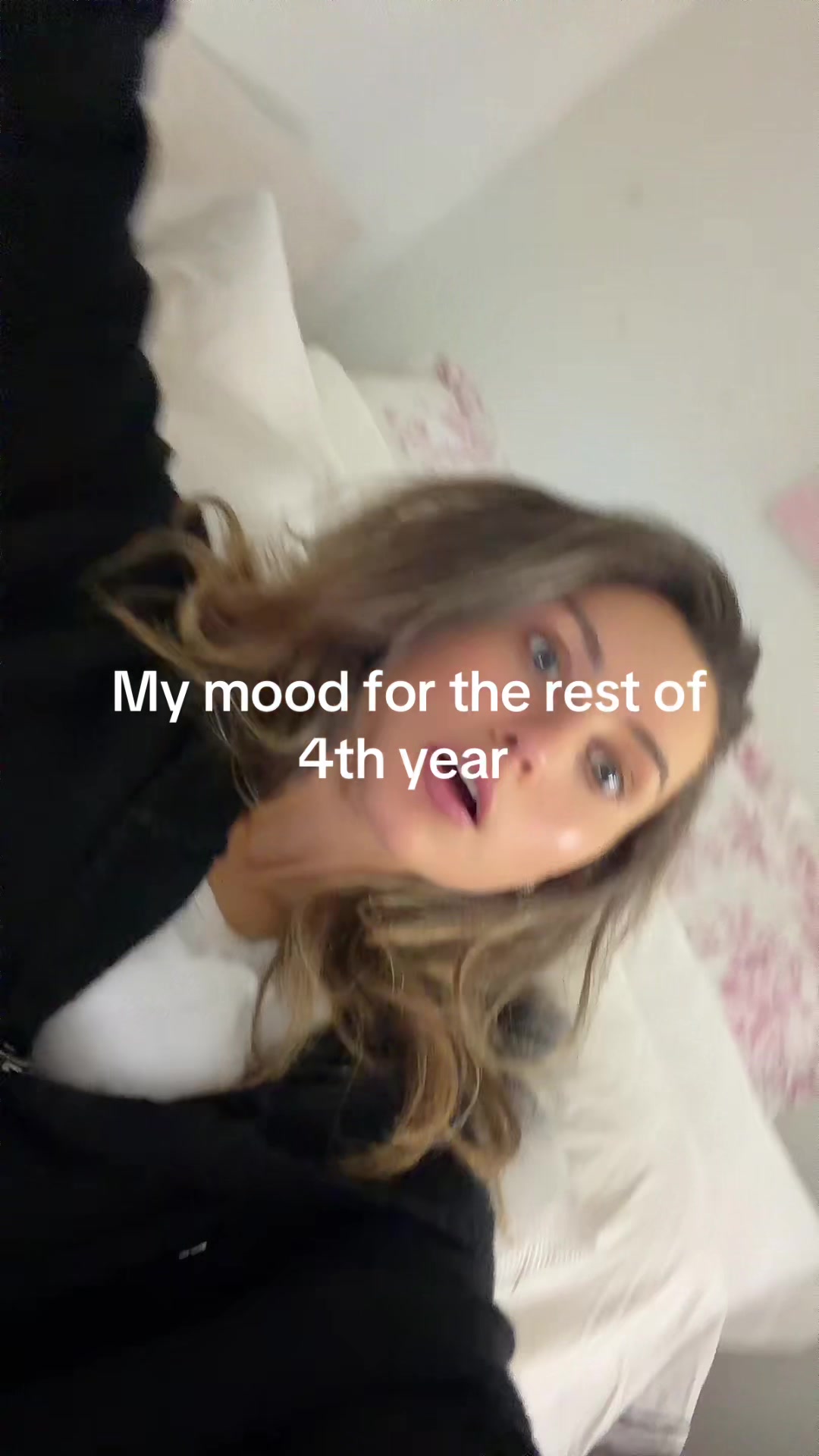 @sixgirlswithnojob