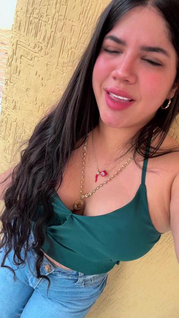 @María