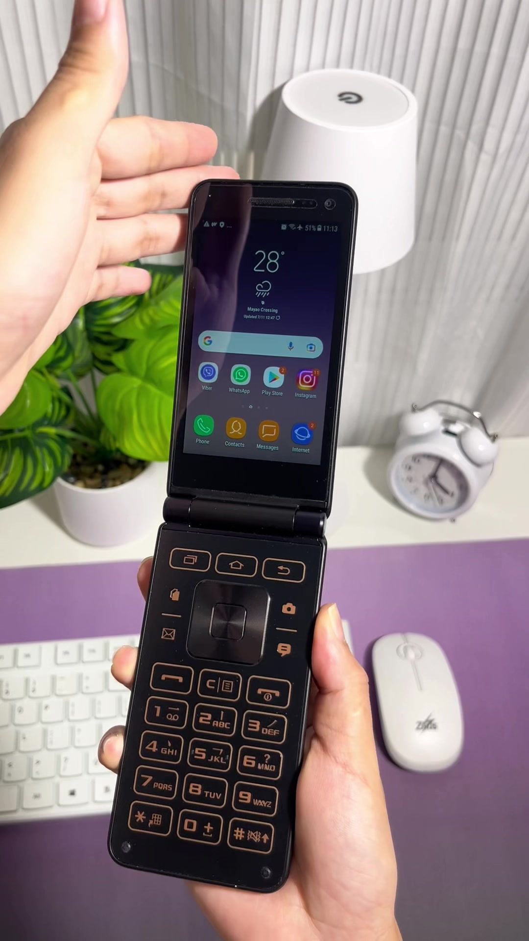 @Y2KPHONES