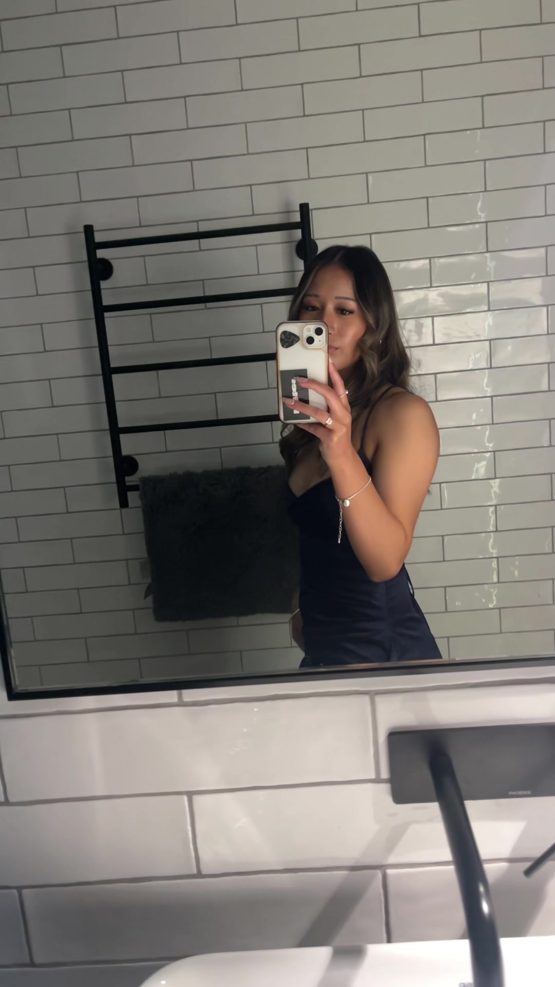 @𝖈
