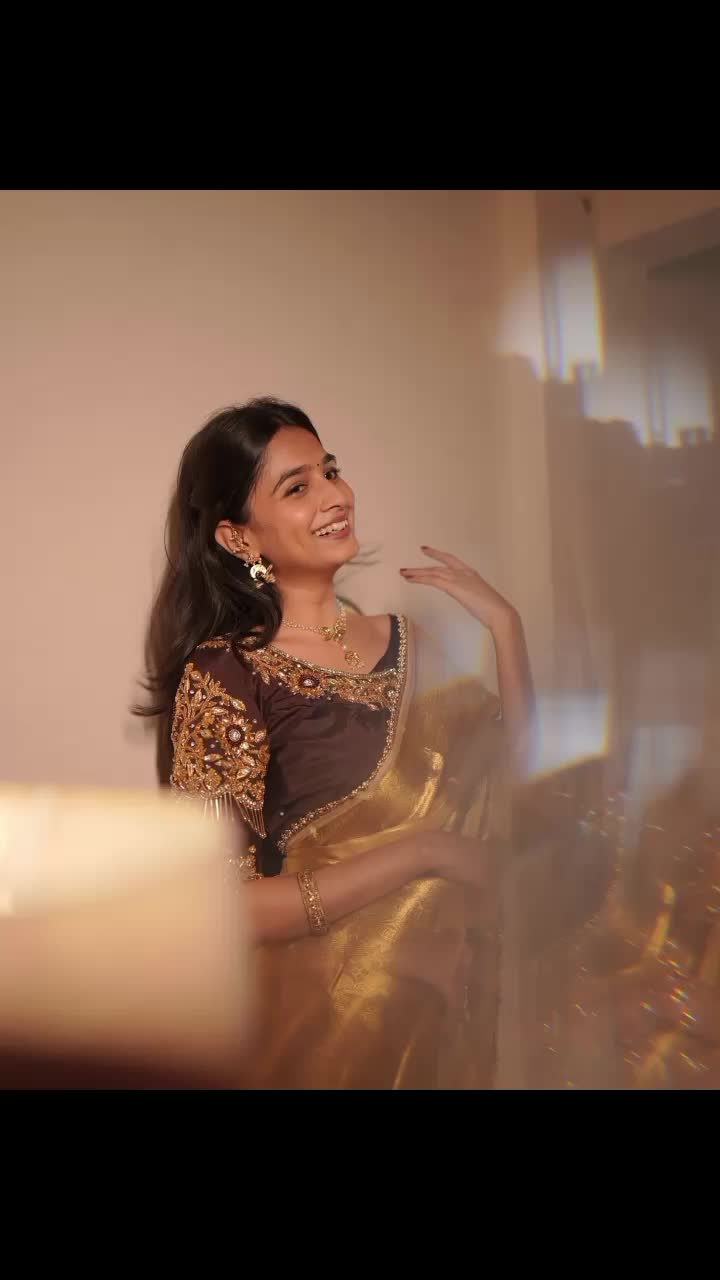 @Srushti😻🙈🤍
