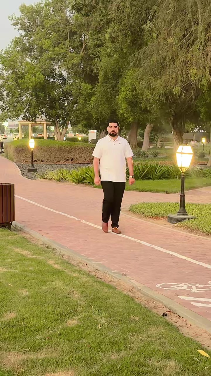 @MUNAWAR🌸
