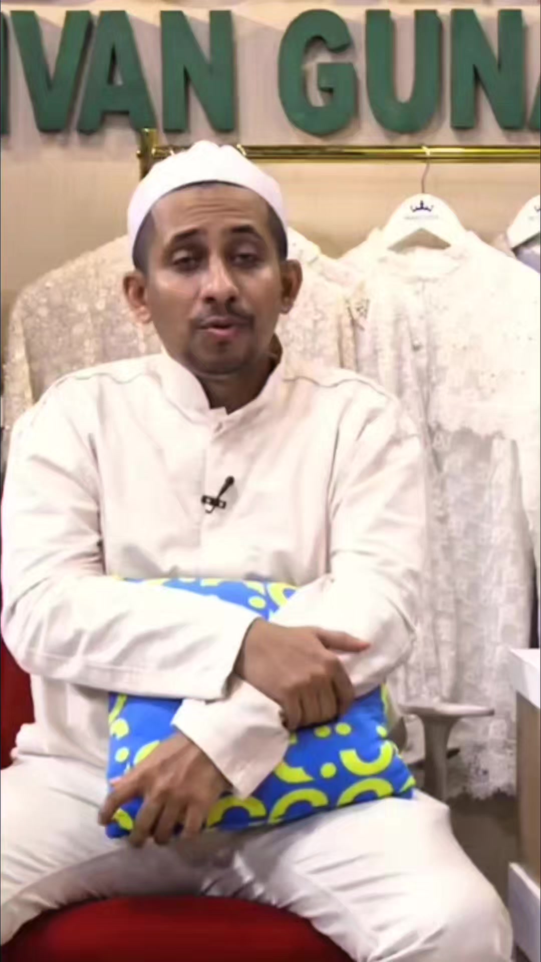 @BukanUstad
