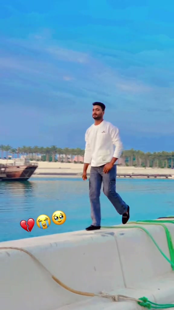 @happines __❤️❤️❤️__{ $ }__❤️❤️