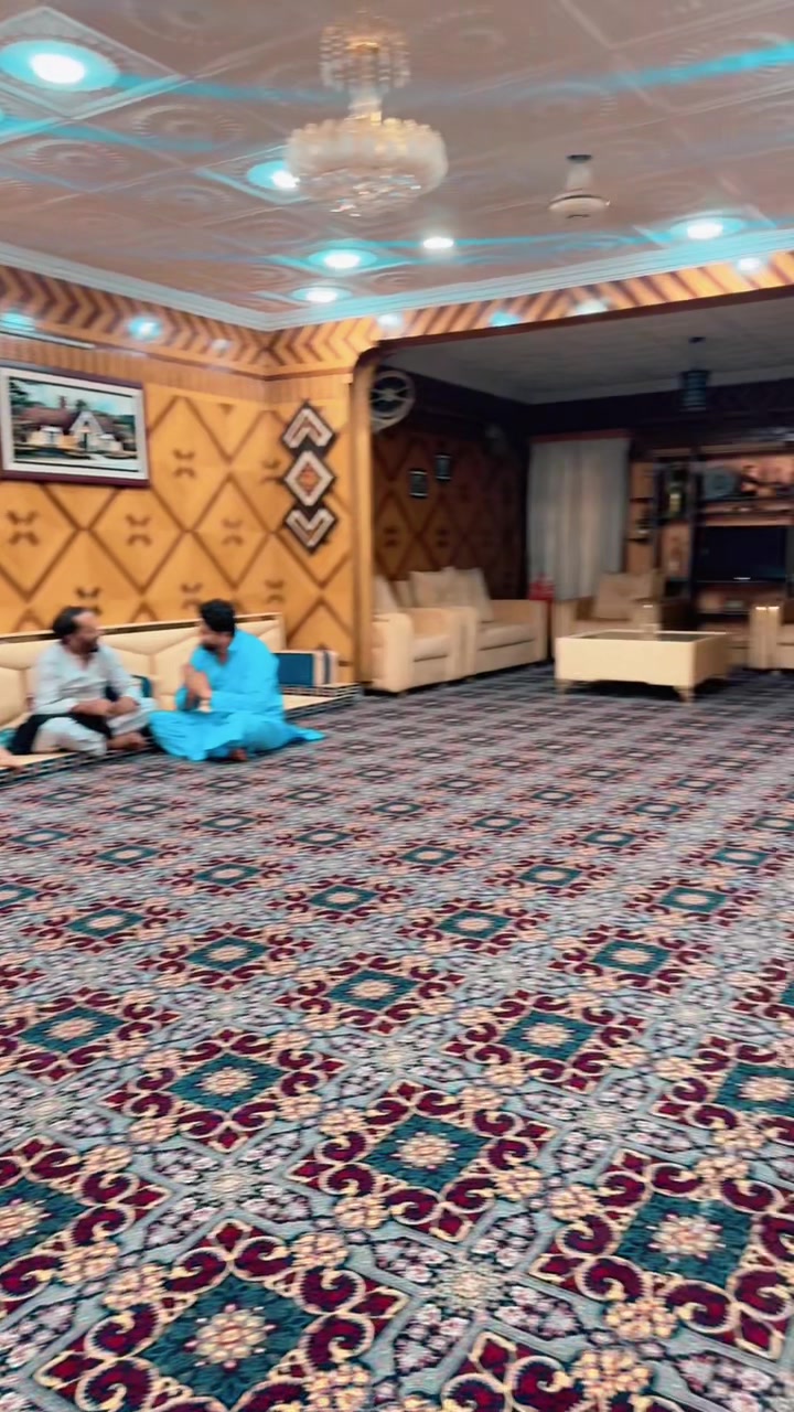 @KM