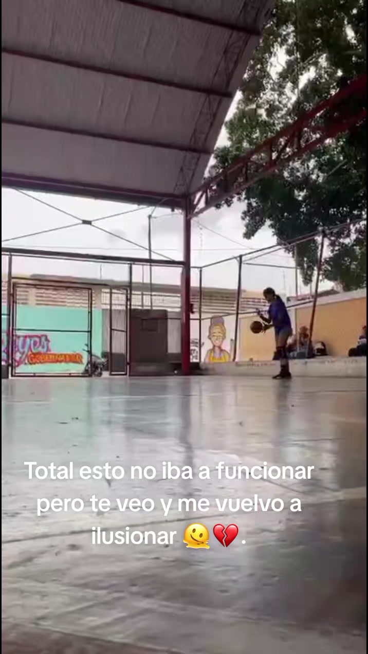 @𝐢𝐚𝐦_𝐧𝐚𝐭𝐡𝐢🕷️.