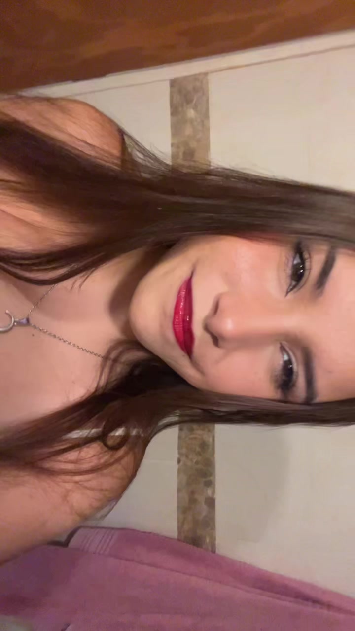 @Ari🖤