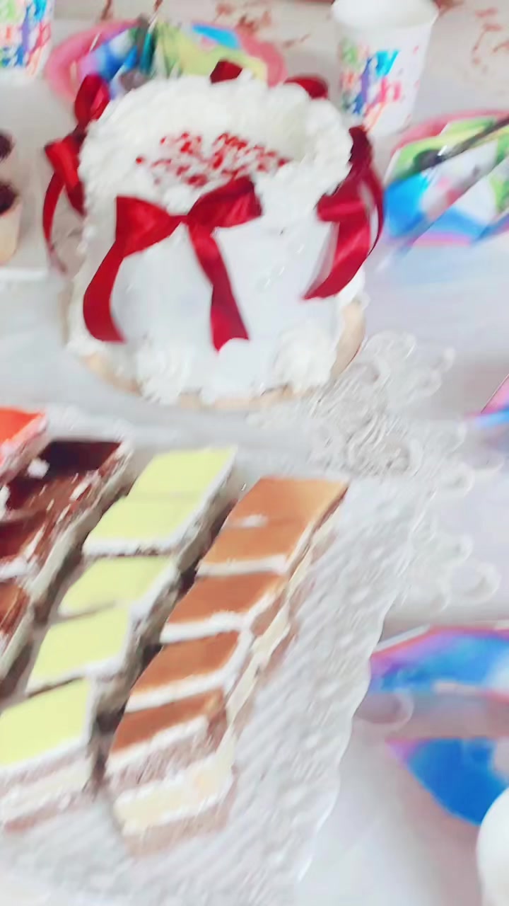 @lolita