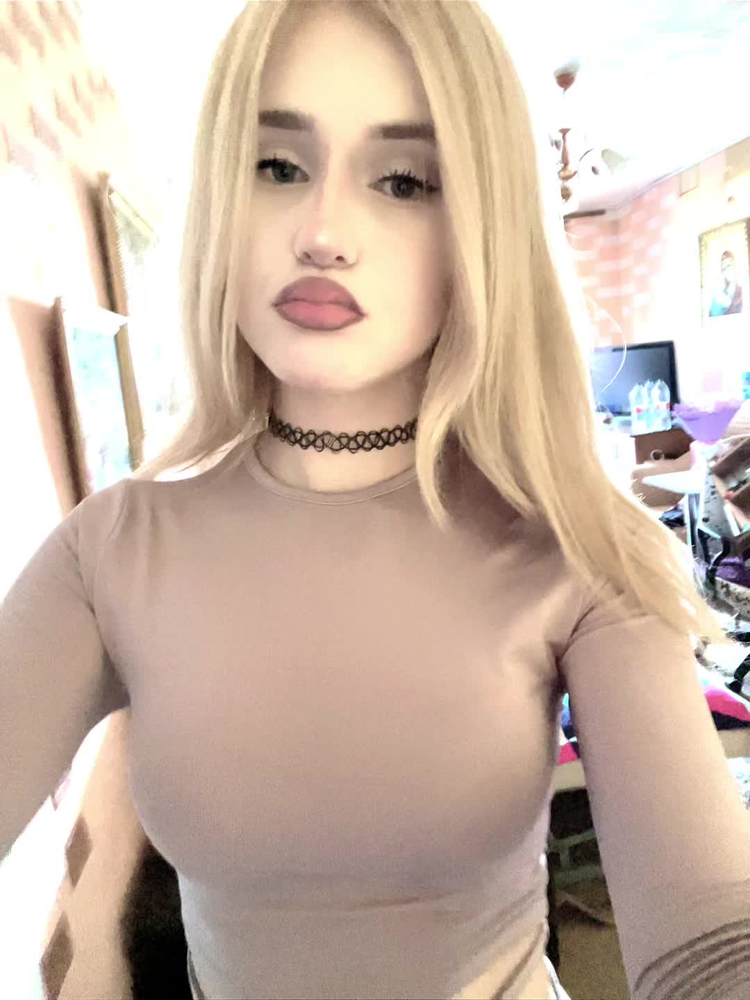 @лина
