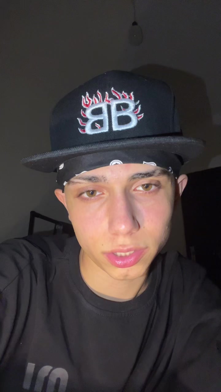 @𝘁𝗵𝗲𝗺𝗮𝗵𝗱𝗶
