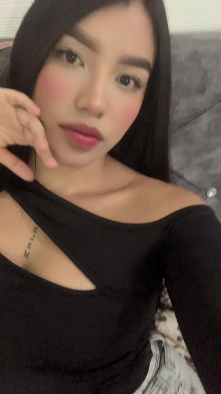 @Nicolle Valeria