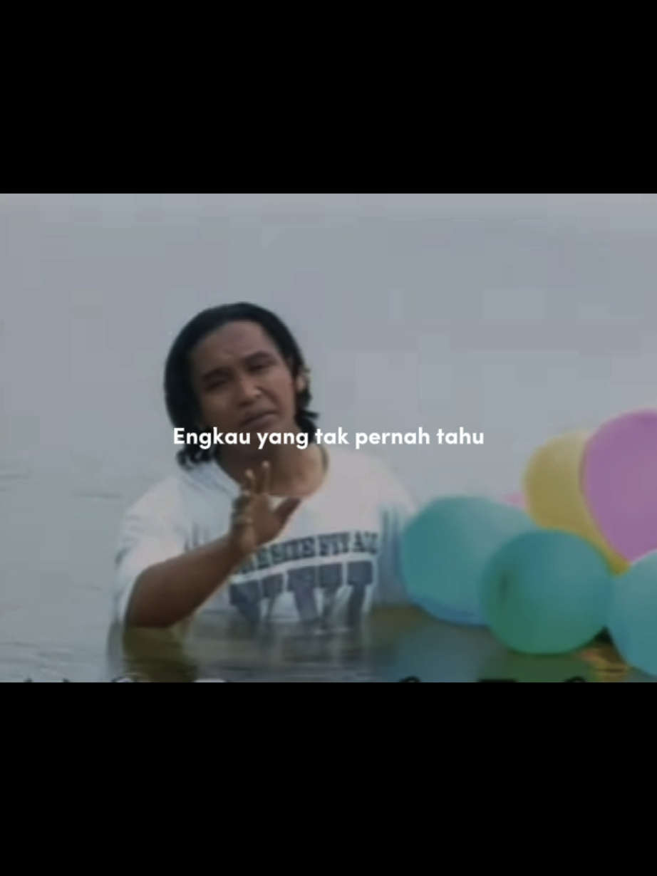 @Adhwaaz._