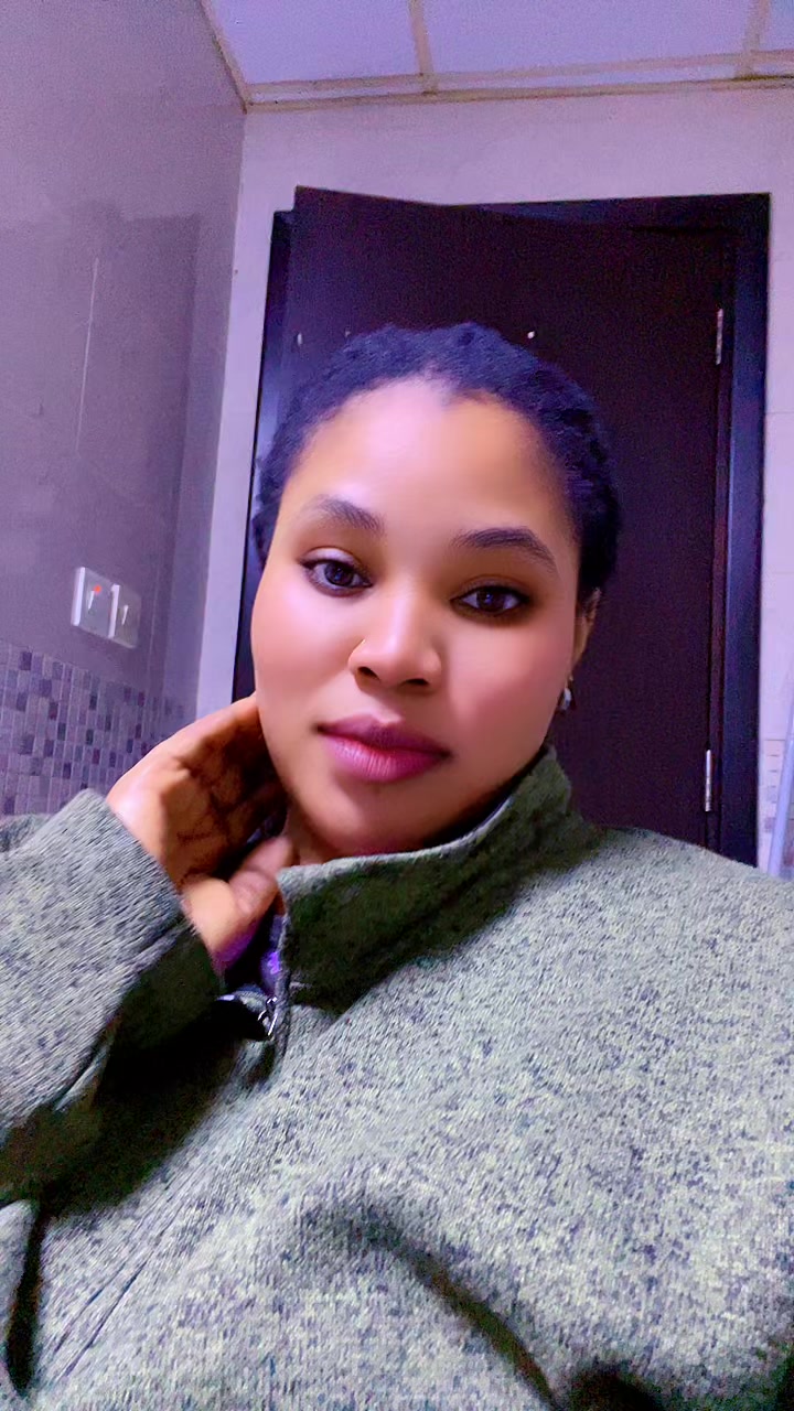 @Amaka🇹🇿🇨🇳🇦🇪🇧🇭🇳🇬🇱🇷