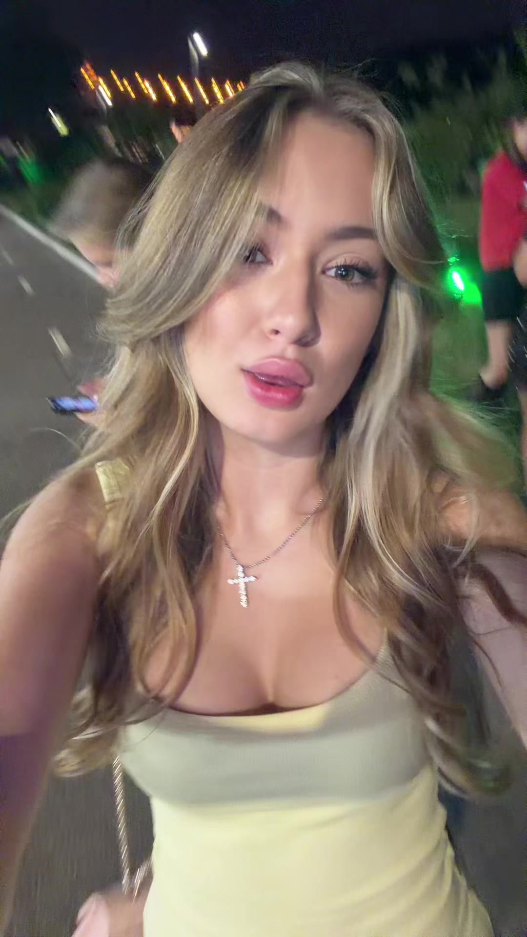 @D