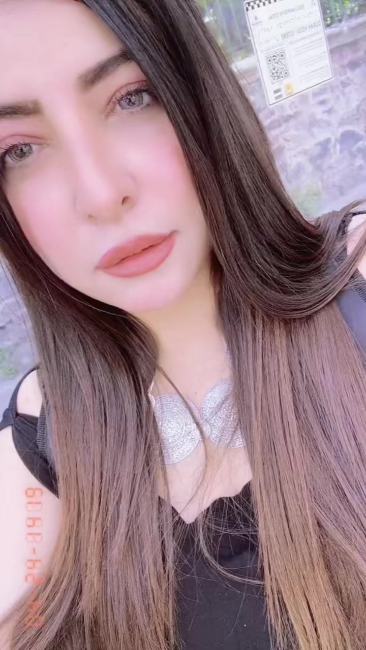 @Uzmaa tahir