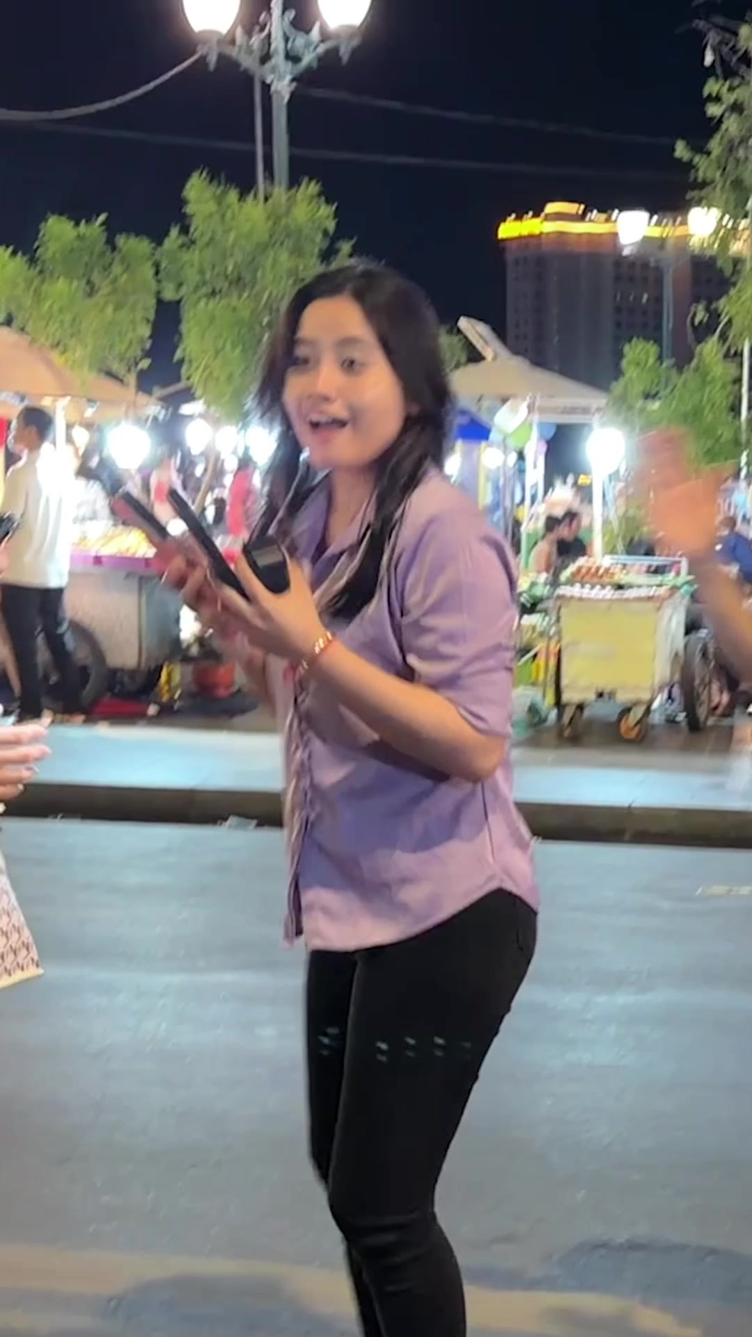 @Sok Reaksmey - សុខ រស្មី