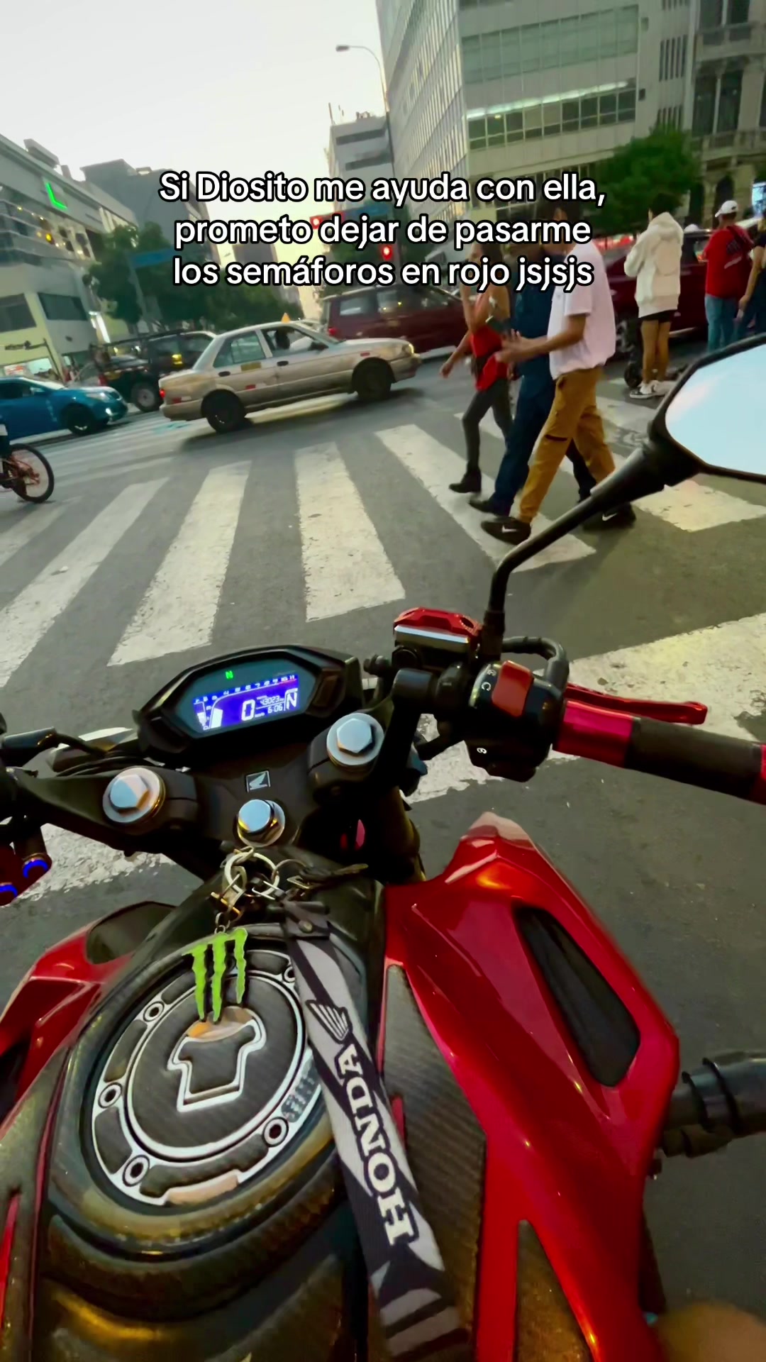 @D A N I E L 🏍️
