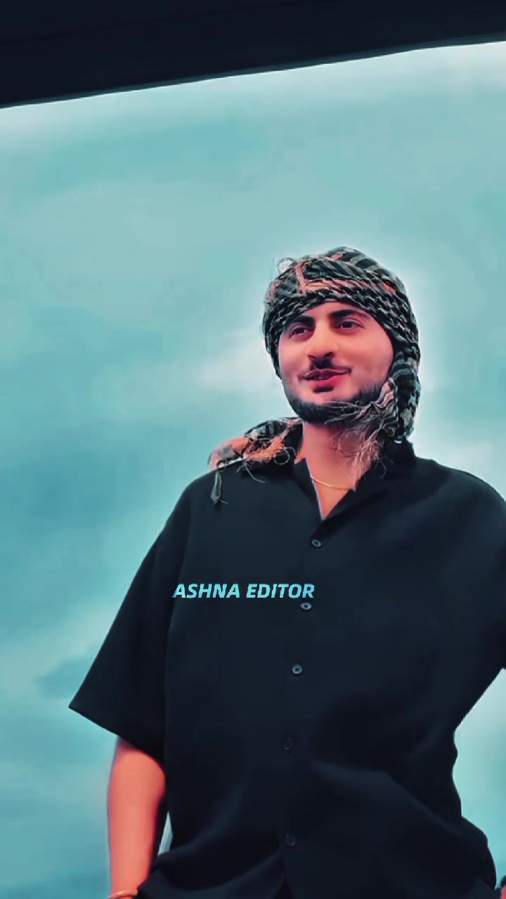 @𝐀𝐒𝐇𝐍𝐀 𝐄𝐃𝐈𝐓𝐎𝐑❤️🔥
