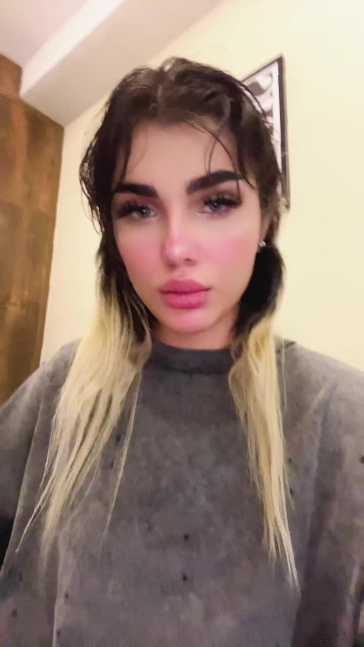 @elisa mokhtari