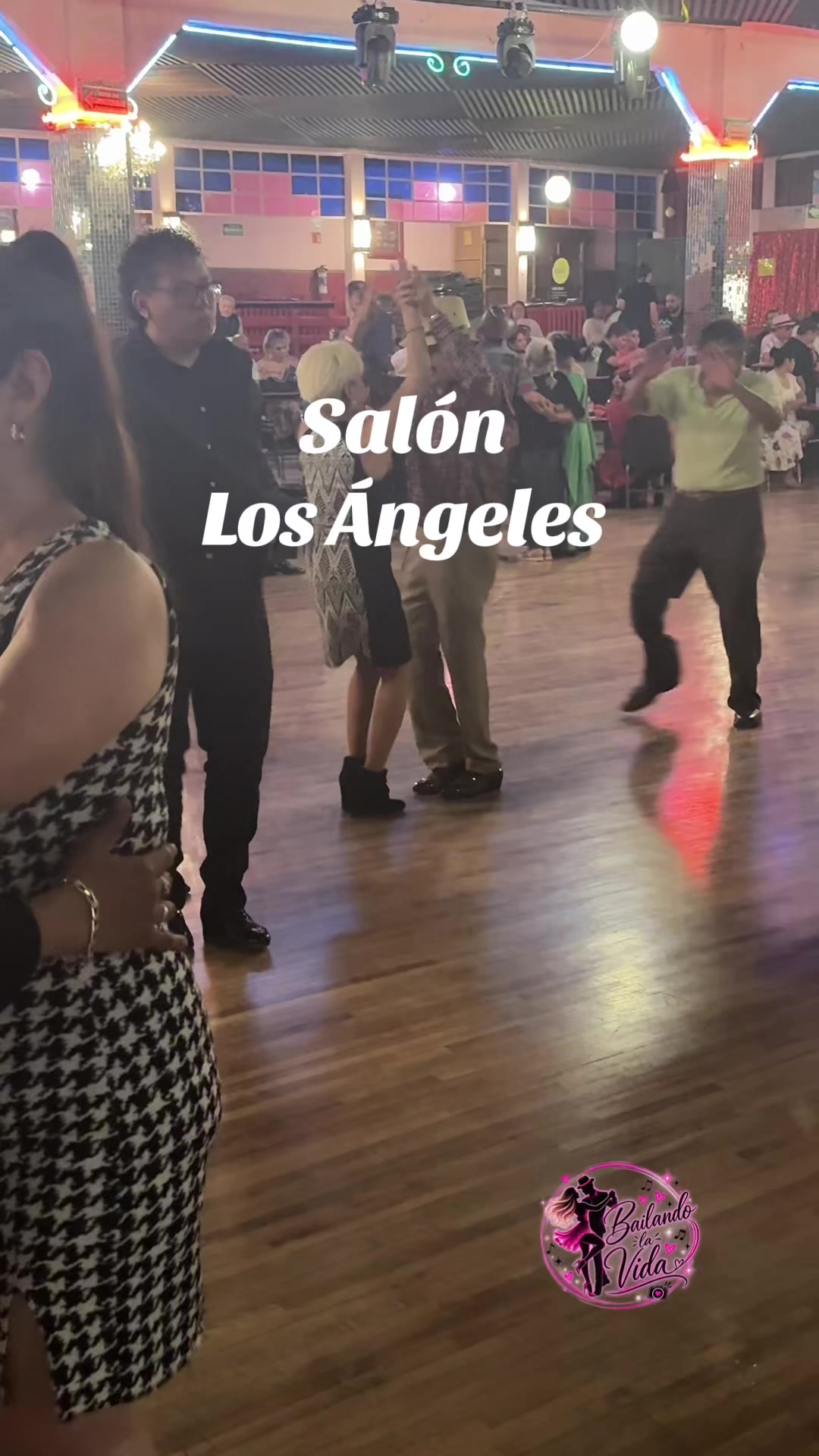 @Bailando la vida