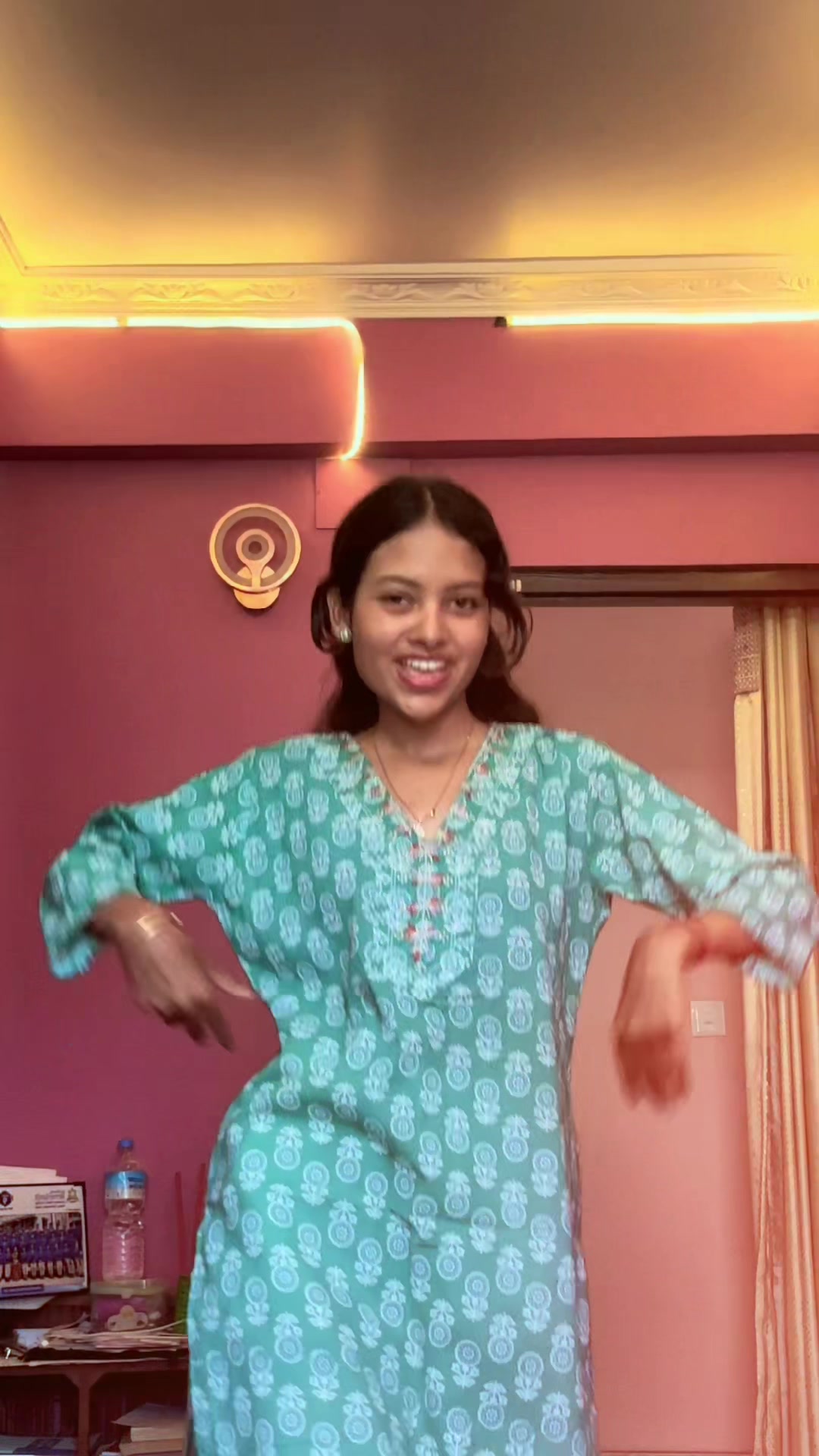 @Prashamsa ydv🧿💜