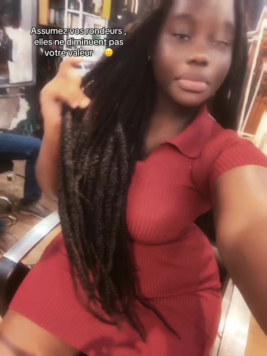 @APOUTSHOU🤍