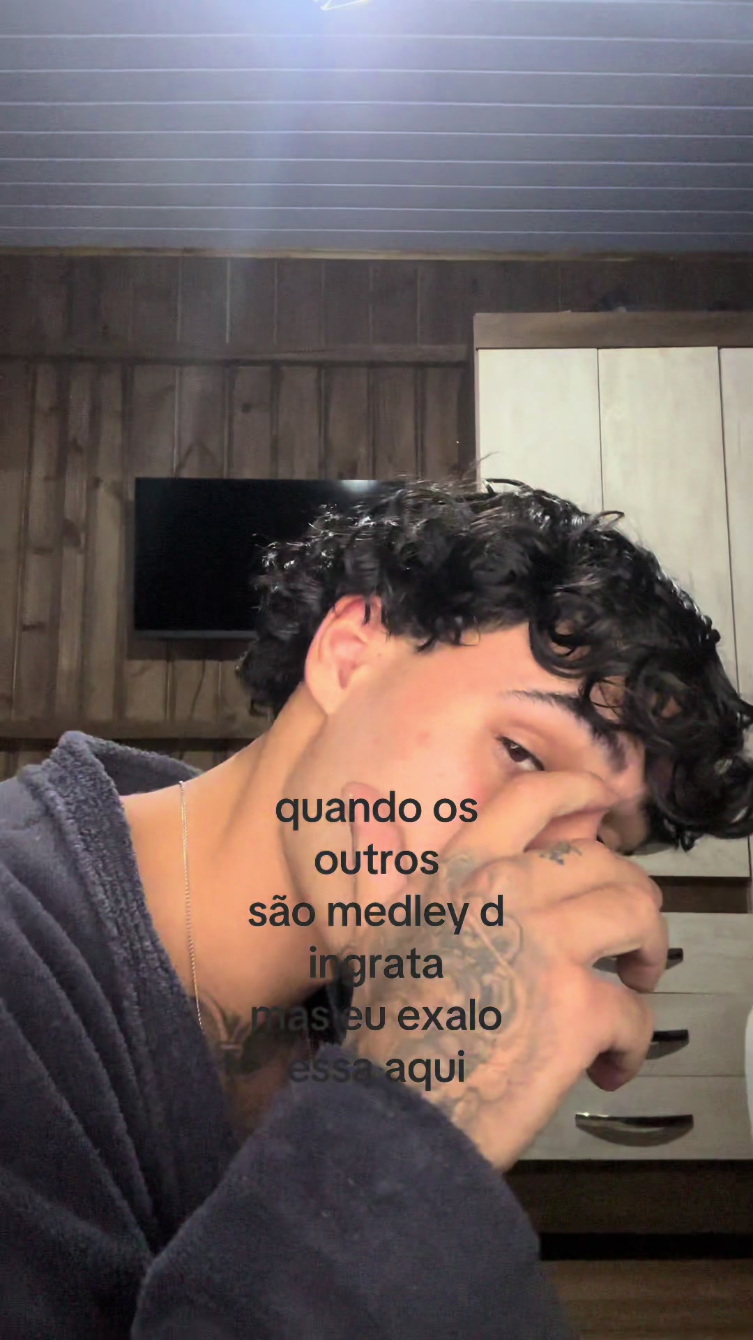 @E🚶🏻💭