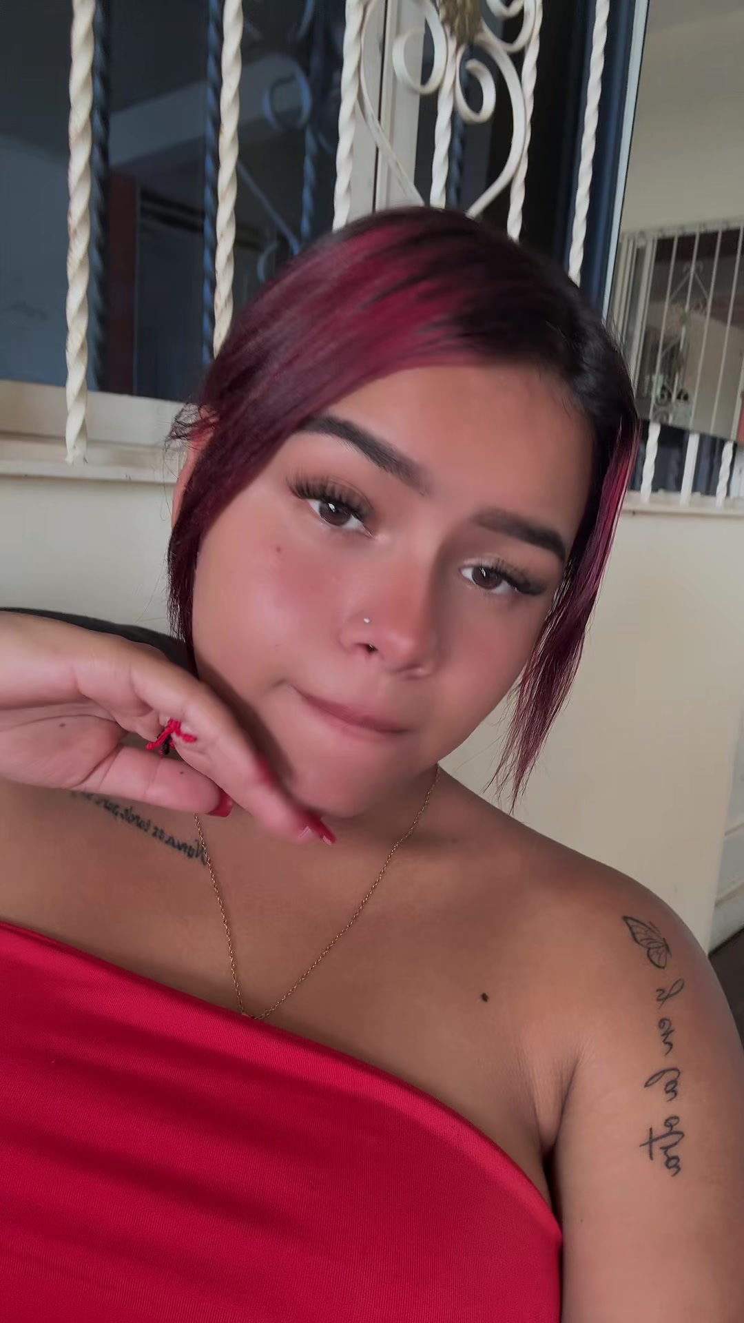 @Jessica🖤.!
